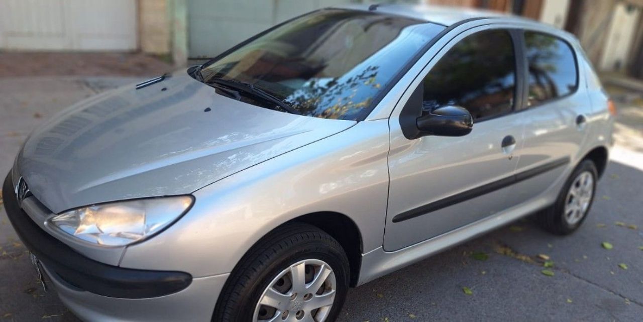 Peugeot 206 Usado en Mendoza, deRuedas