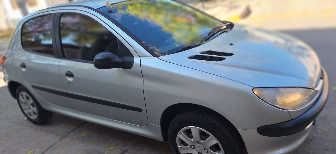 Peugeot 206 Usado en Mendoza, deRuedas