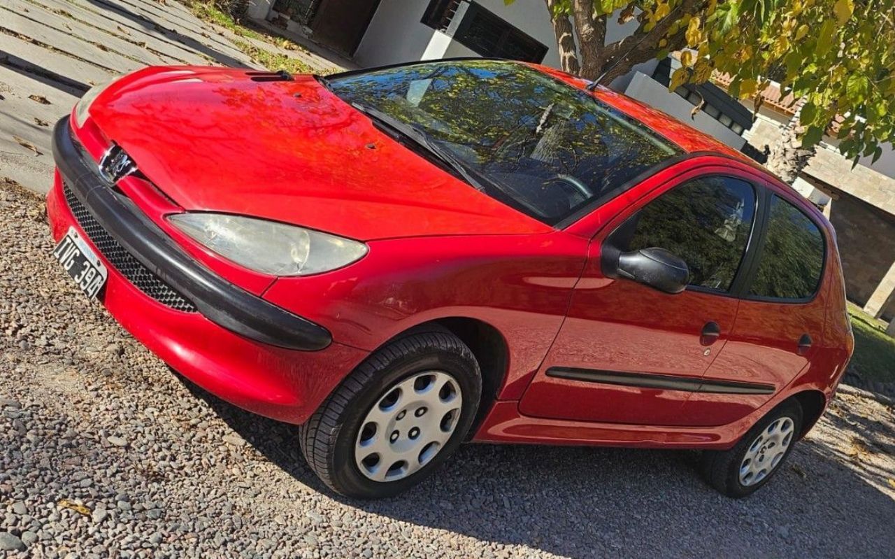 Peugeot 206 Usado en Mendoza, deRuedas