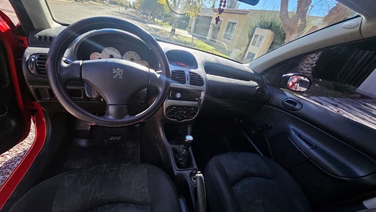 Peugeot 206 Usado en Mendoza, deRuedas