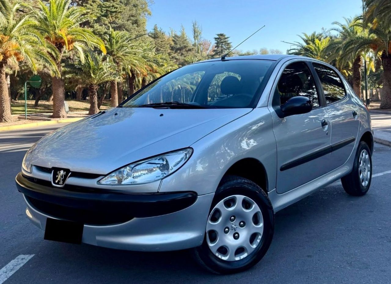 Peugeot 206 Usado Financiado en Mendoza, deRuedas