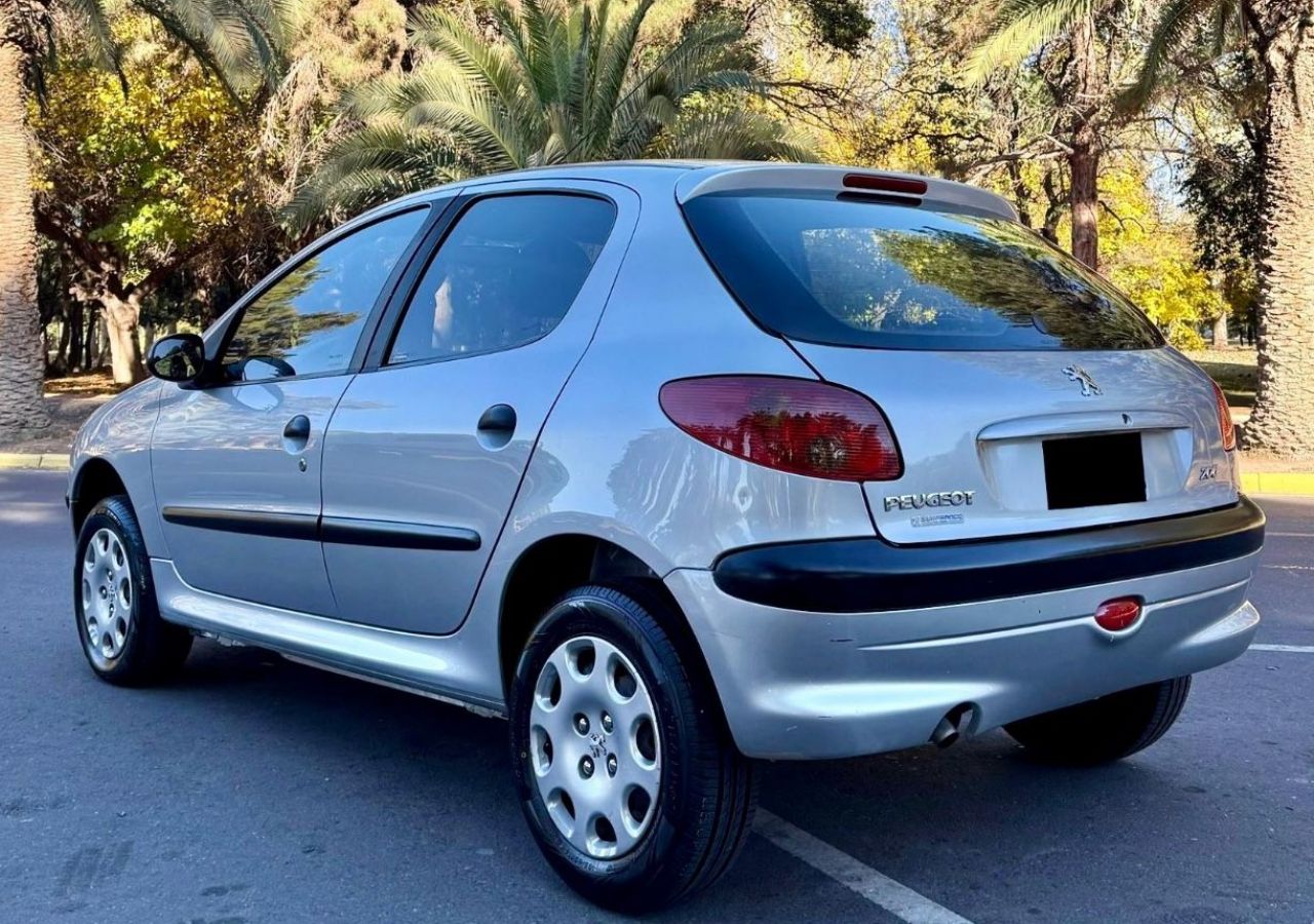 Peugeot 206 Usado Financiado en Mendoza, deRuedas