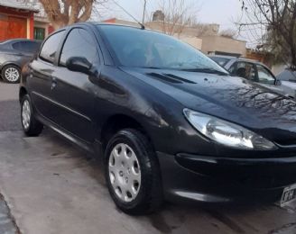 Peugeot 206 Usado en Mendoza