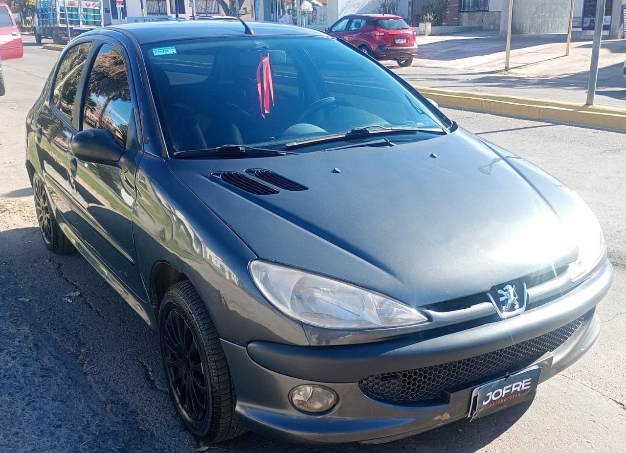 Peugeot 206 Usado Financiado en Mendoza, deRuedas