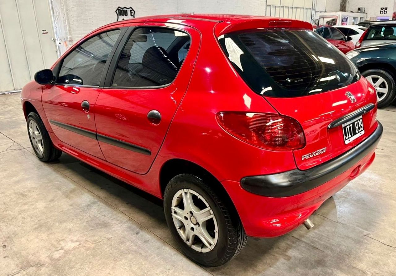 Peugeot 206 Usado en Mendoza, deRuedas