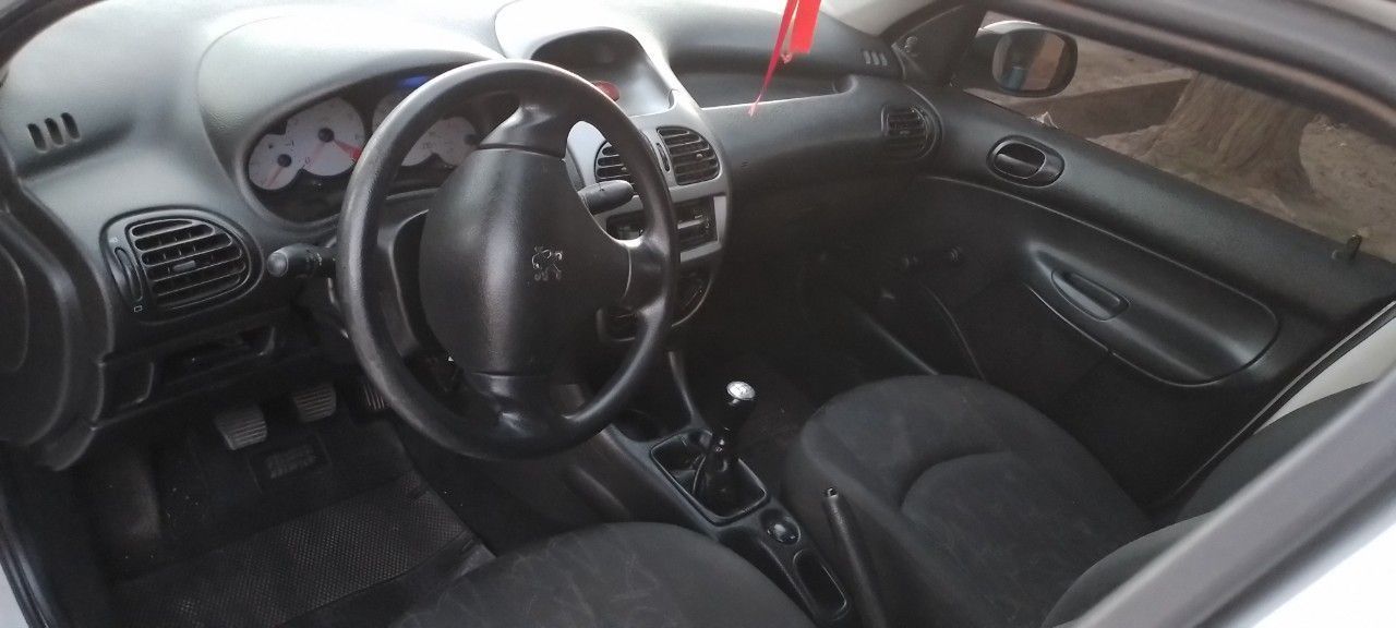 Peugeot 206 Usado en Mendoza, deRuedas