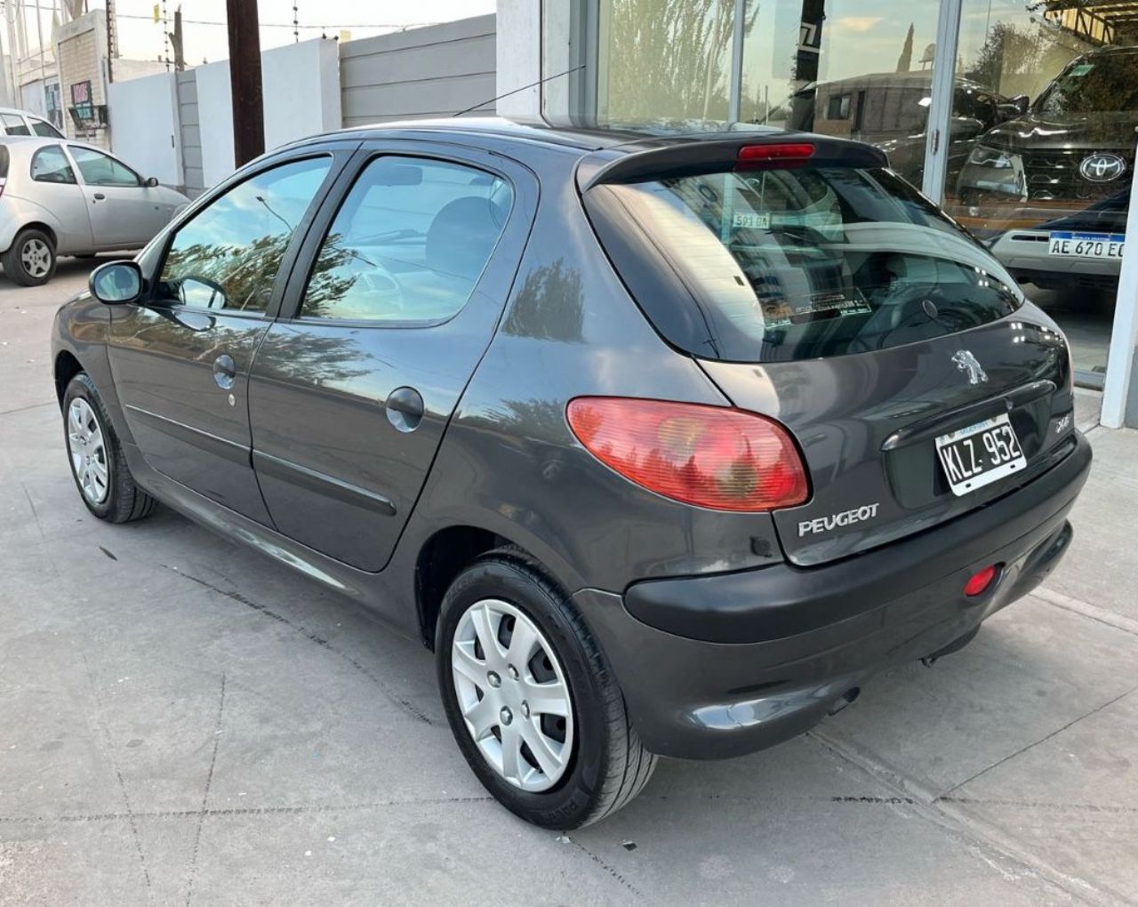 Peugeot 206 Usado en Mendoza, deRuedas
