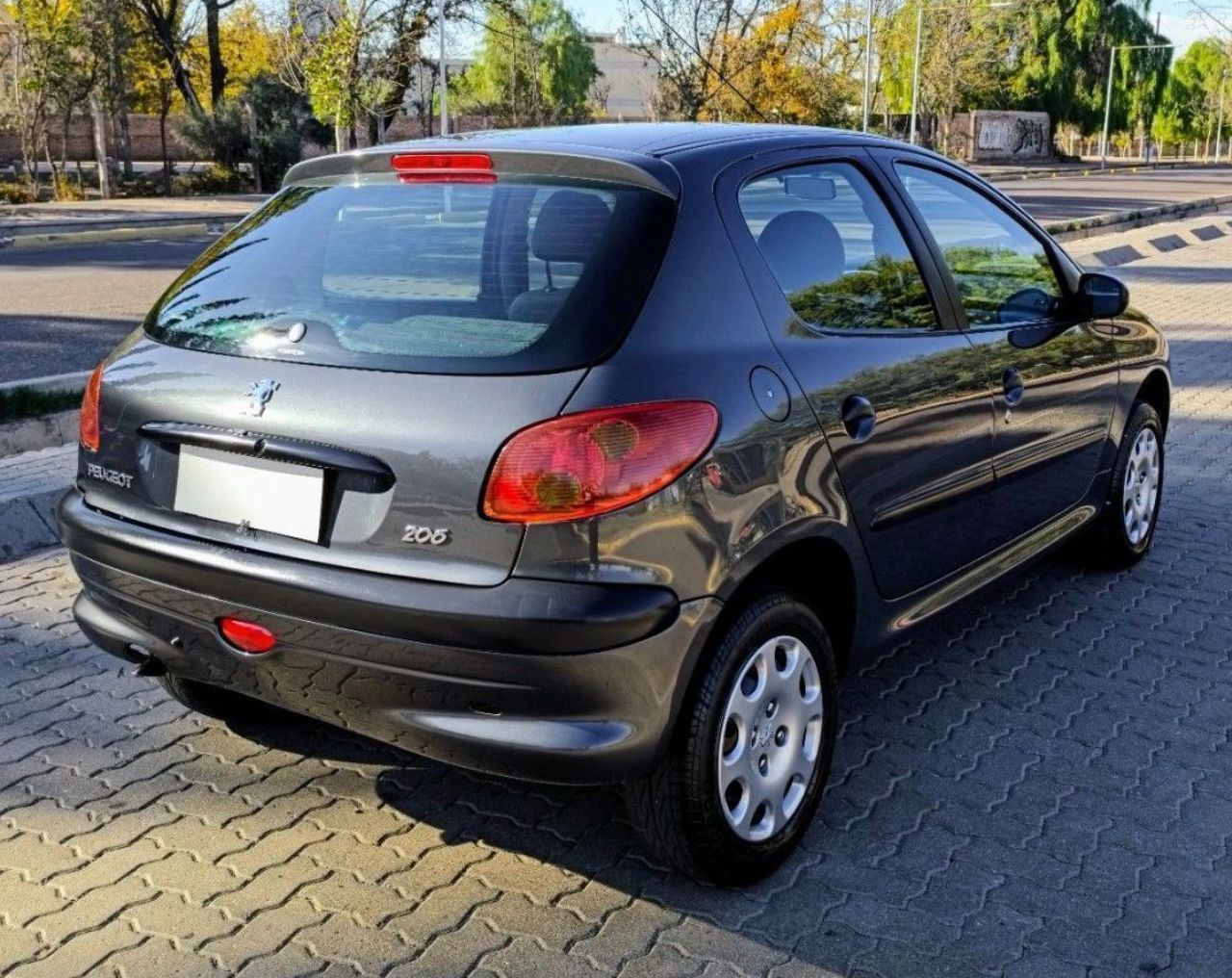 Peugeot 206 Usado en Mendoza, deRuedas