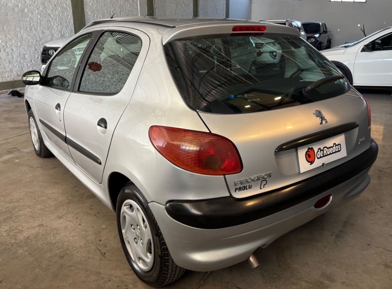 Peugeot 206 Usado en Mendoza, deRuedas