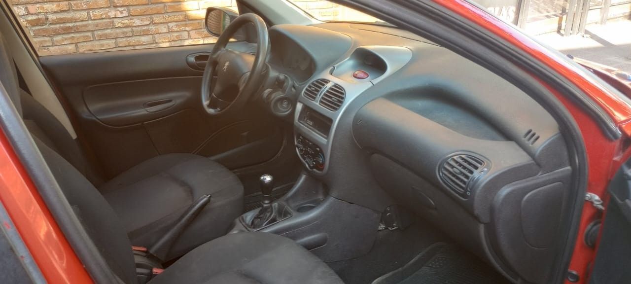Peugeot 206 Usado en Mendoza, deRuedas