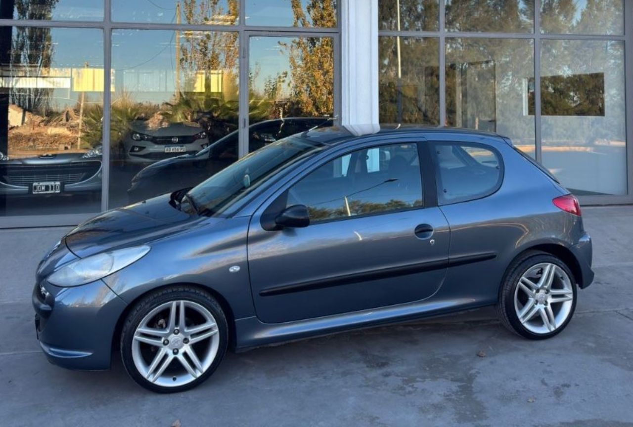 Peugeot 207 Usado en Mendoza, deRuedas