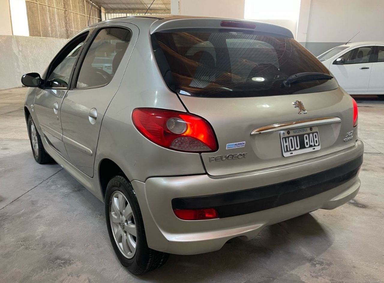 Peugeot 207 Usado Financiado en Mendoza, deRuedas