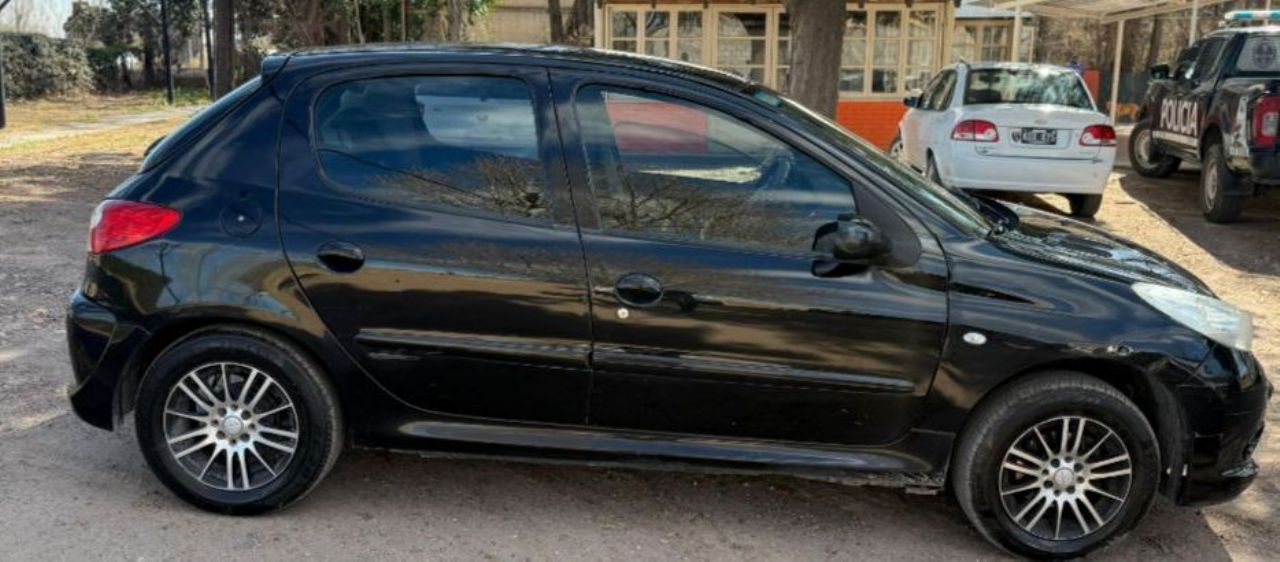 Peugeot 207 Usado en Mendoza, deRuedas