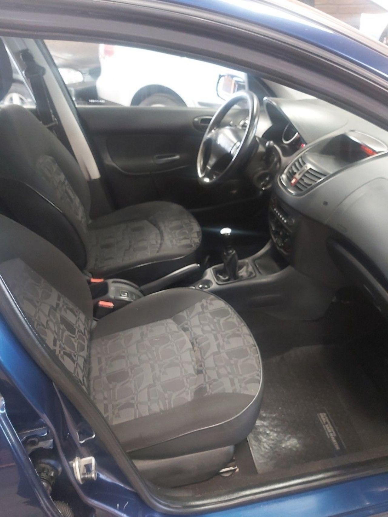 Peugeot 207 Usado en Mendoza, deRuedas