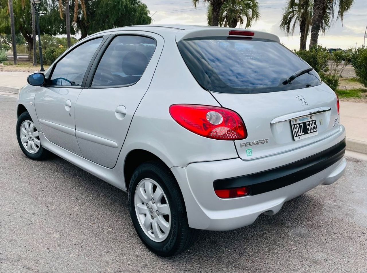 Peugeot 207 Usado en Mendoza, deRuedas