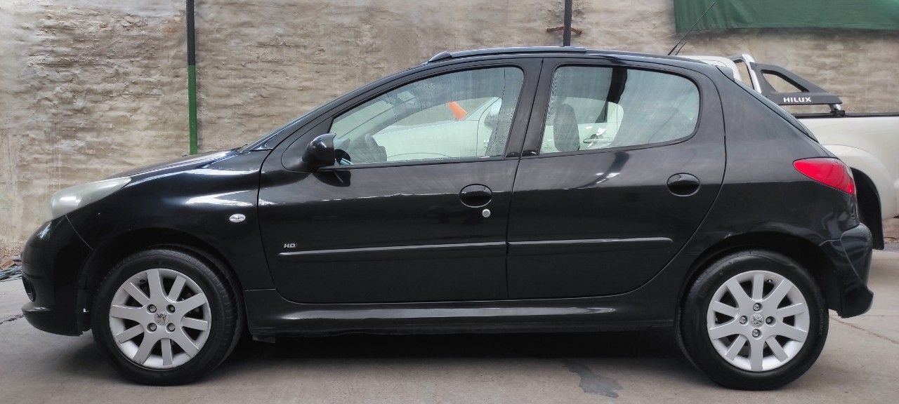 Peugeot 207 Usado en Mendoza, deRuedas