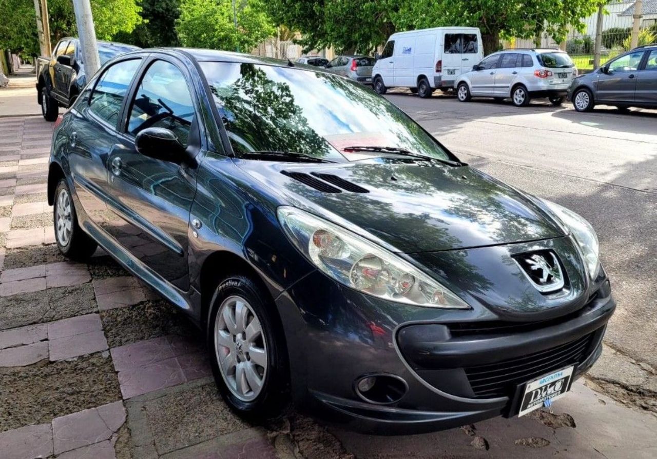 Peugeot 207 Usado en Mendoza, deRuedas