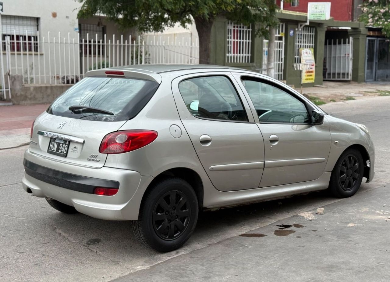 Peugeot 207 Usado en San Luis, deRuedas