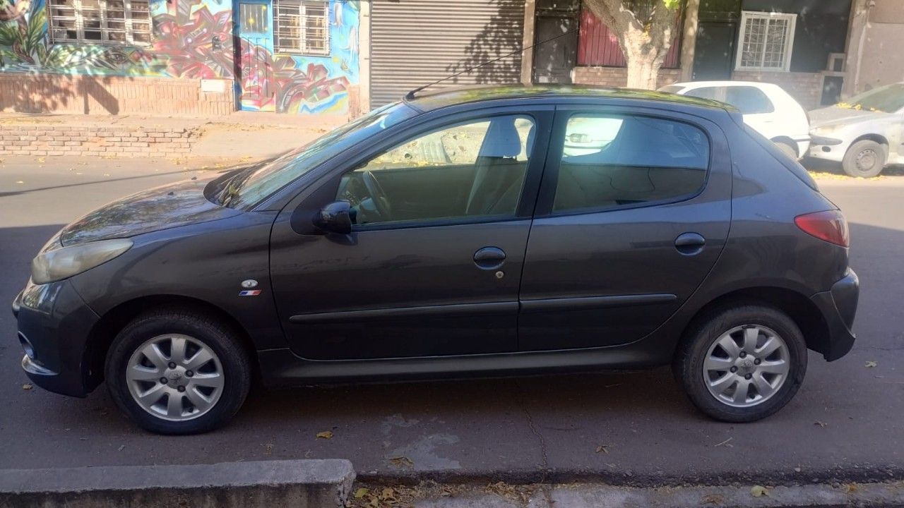 Peugeot 207 Usado en Mendoza, deRuedas