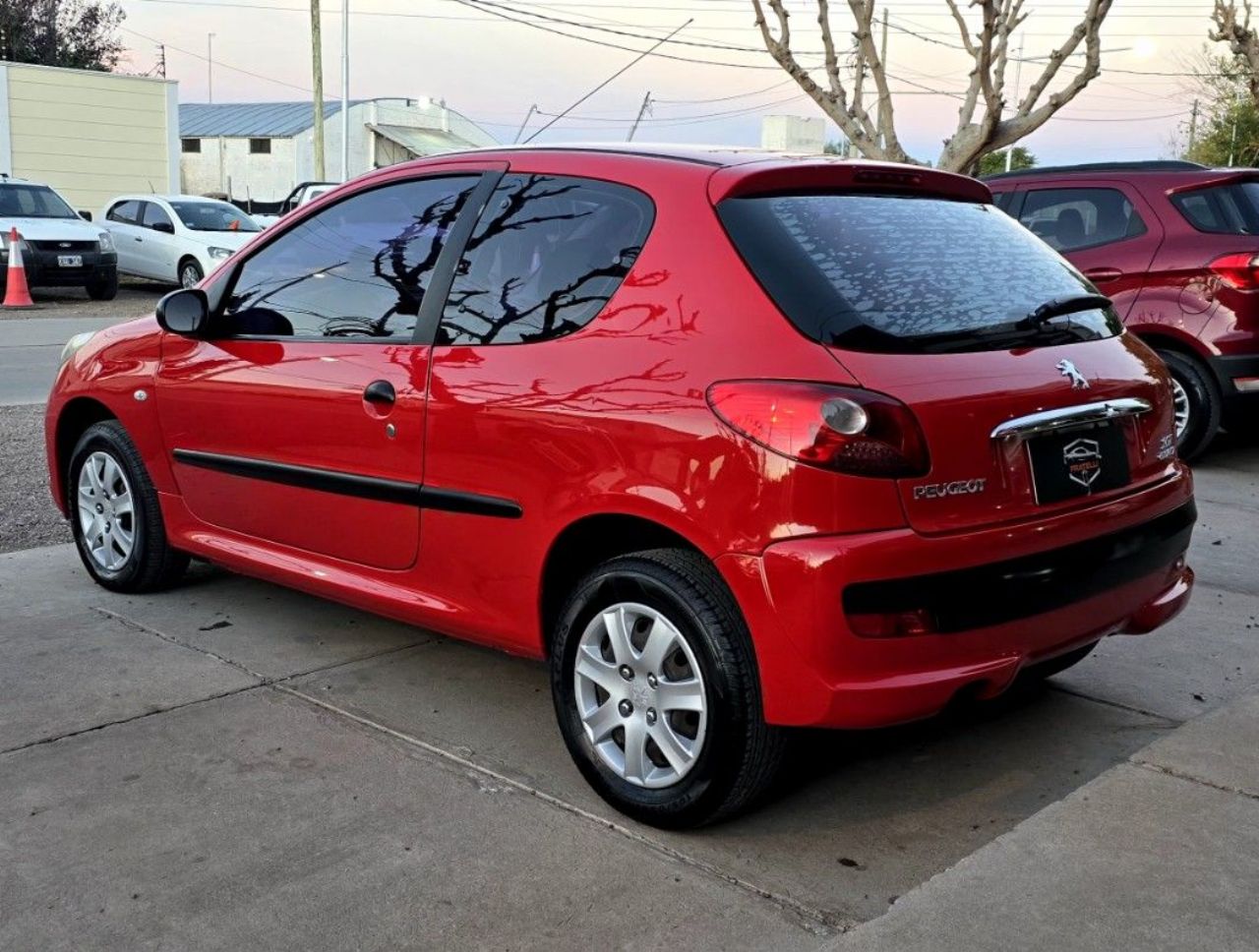 Peugeot 207 Usado Financiado en Mendoza, deRuedas
