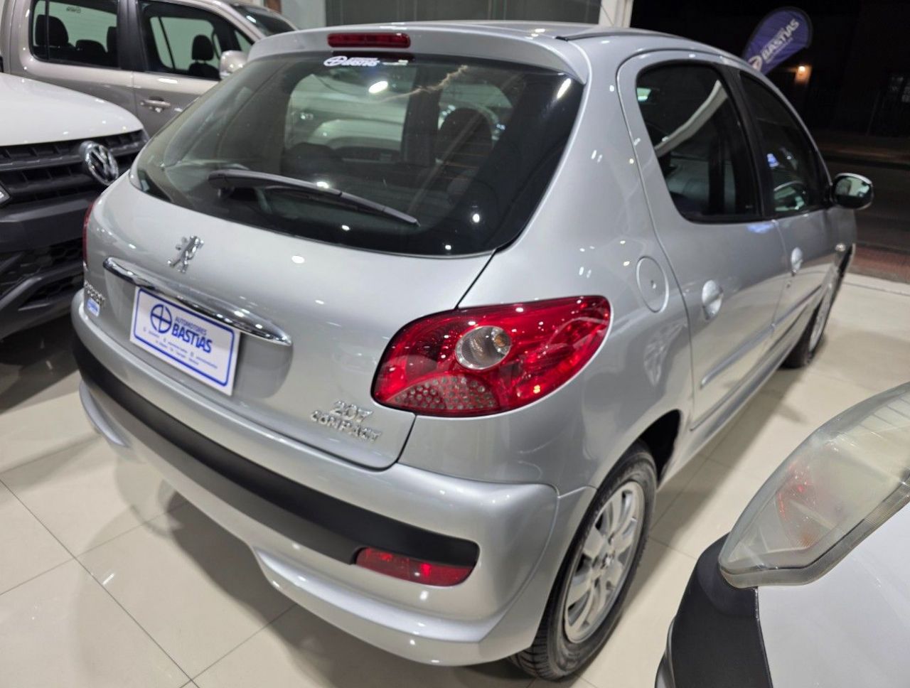 Peugeot 207 Usado Financiado en Mendoza, deRuedas