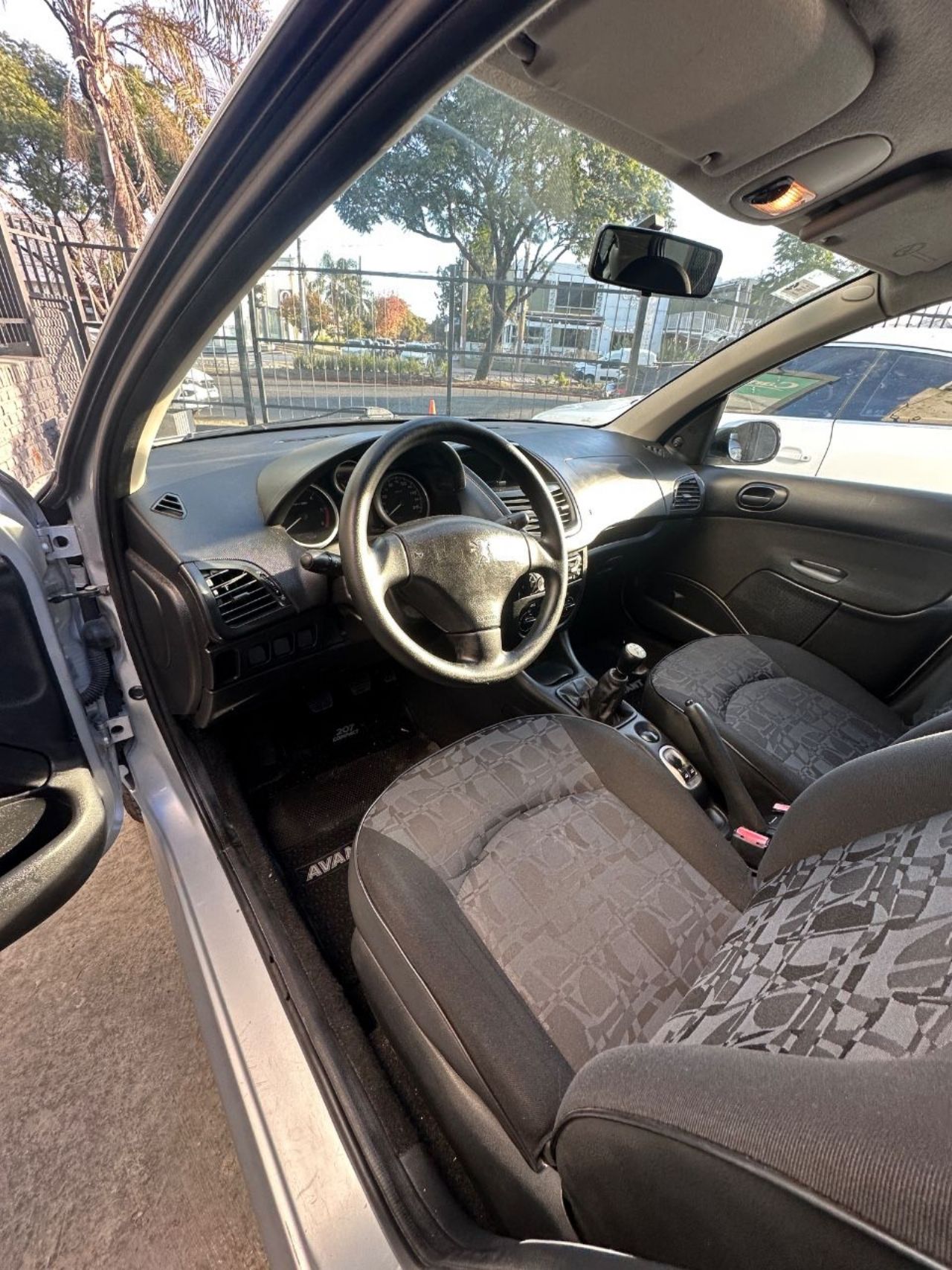 Peugeot 207 Usado Financiado en Córdoba, deRuedas