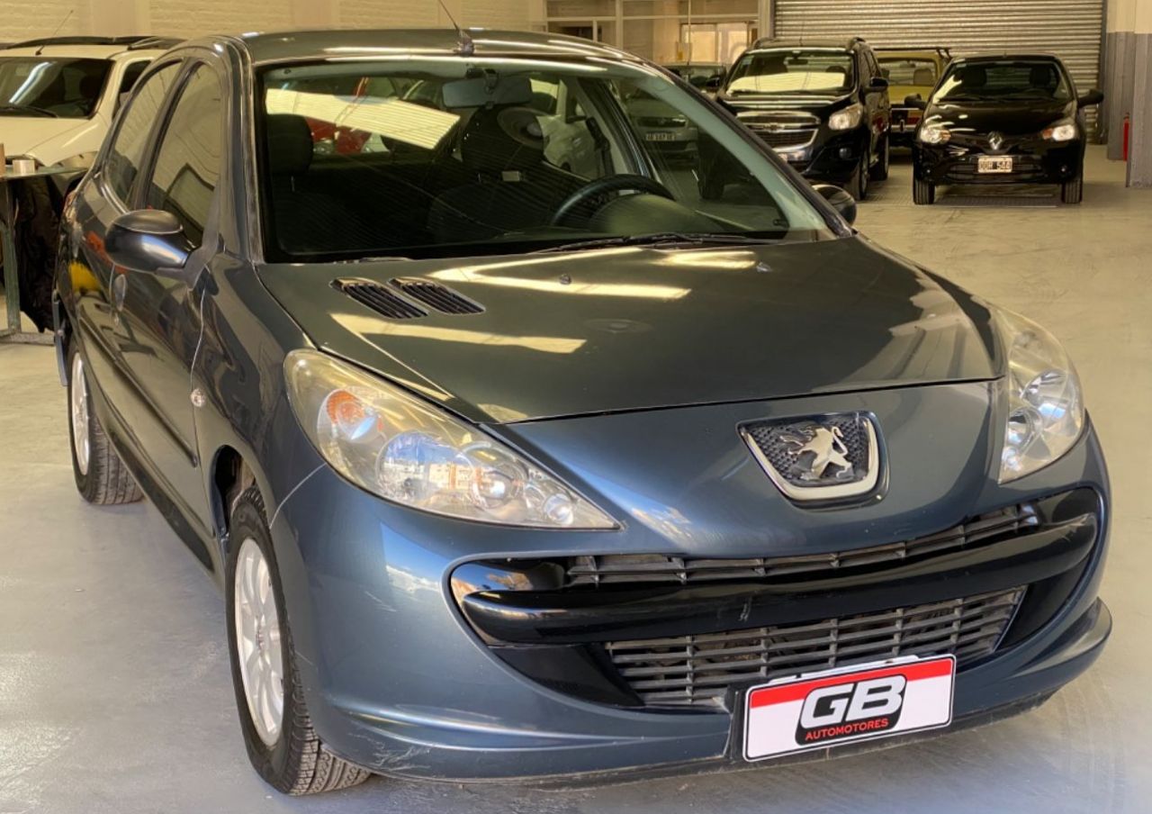 Peugeot 207 Usado Financiado en Mendoza, deRuedas