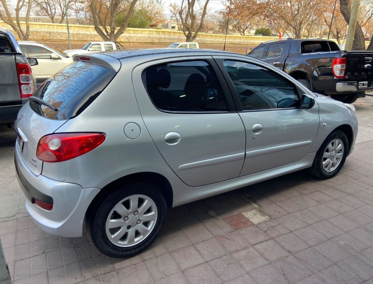 Peugeot 207 Usado en Mendoza, deRuedas