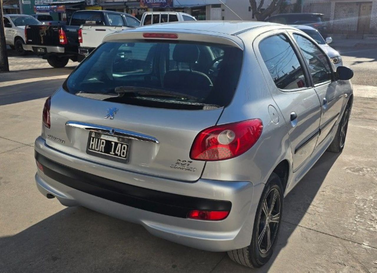 Peugeot 207 Usado en Mendoza, deRuedas