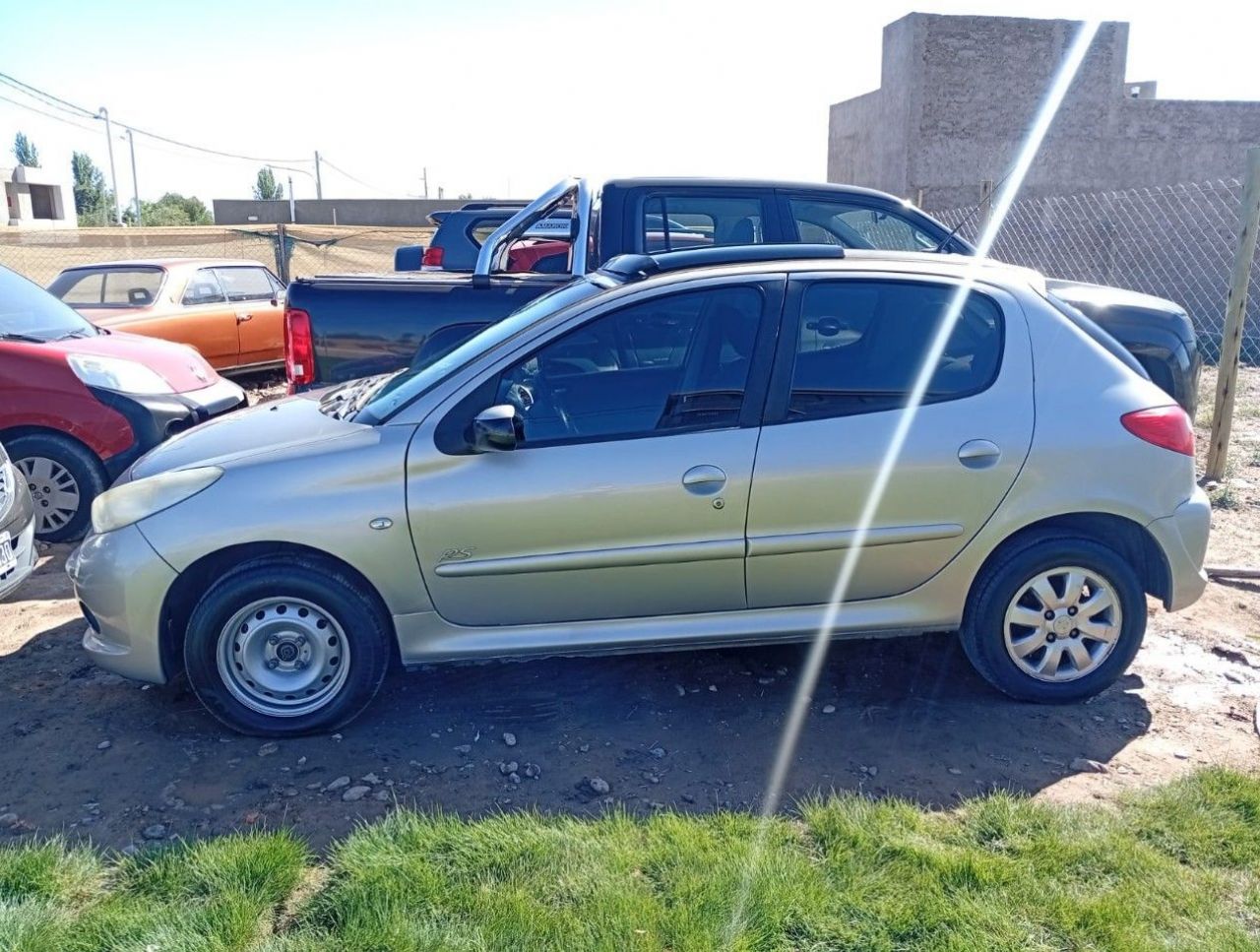 Peugeot 207 Usado en Mendoza, deRuedas