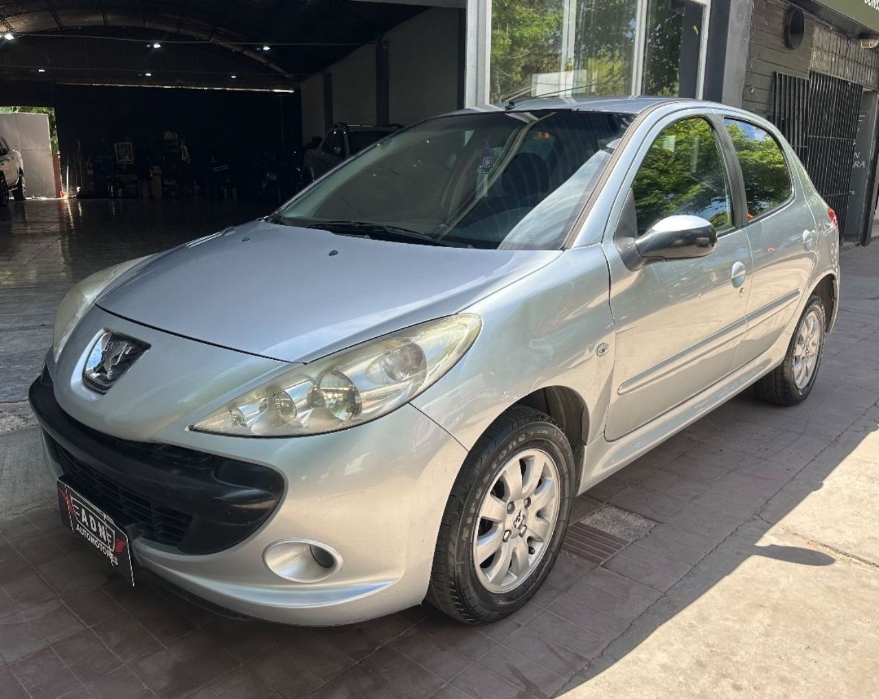 Peugeot 207 Usado en Mendoza, deRuedas