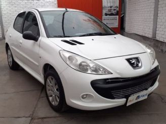 Peugeot 207 Usado en Mendoza Financiado