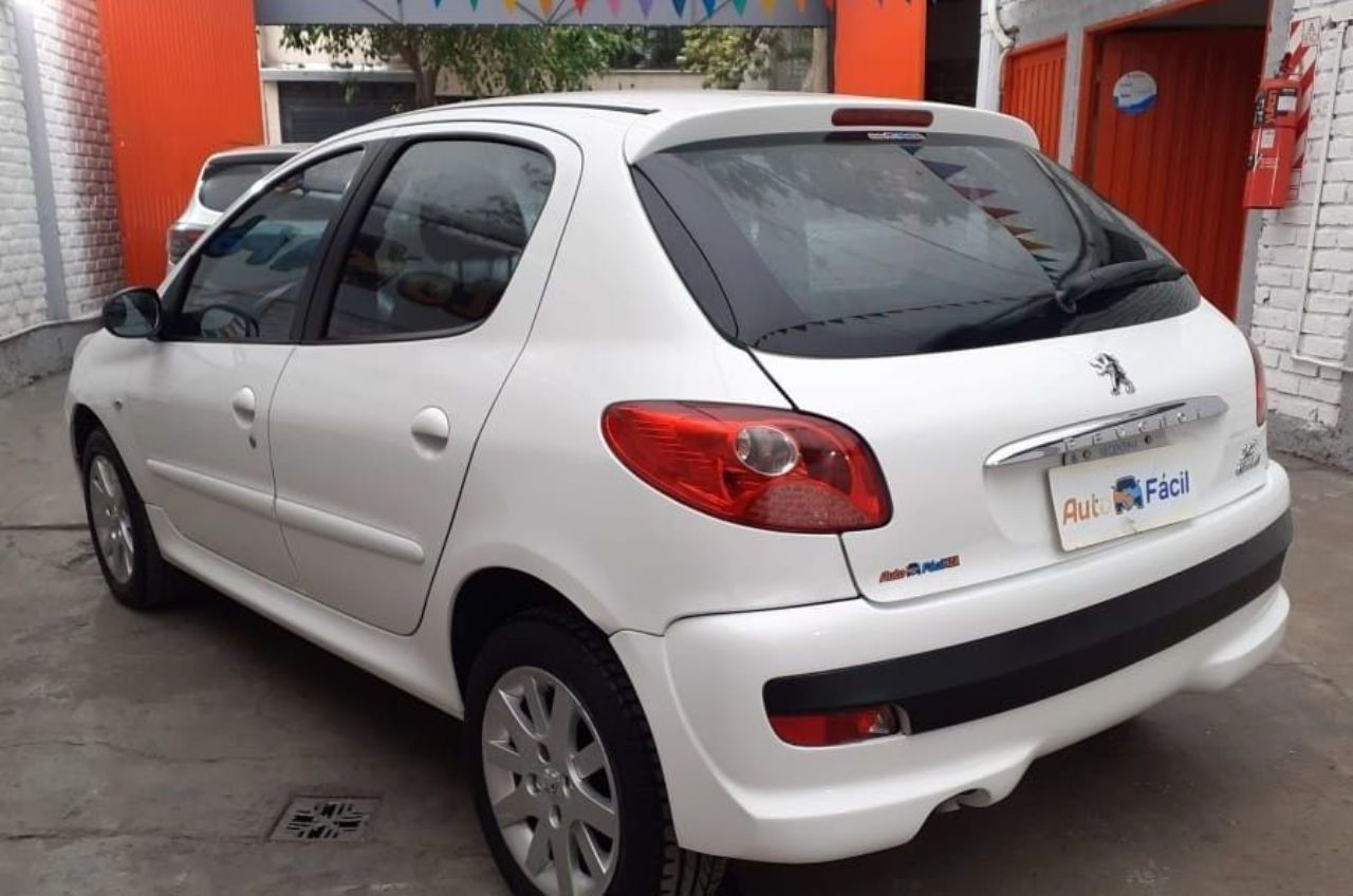 Peugeot 207 Usado en Mendoza, deRuedas