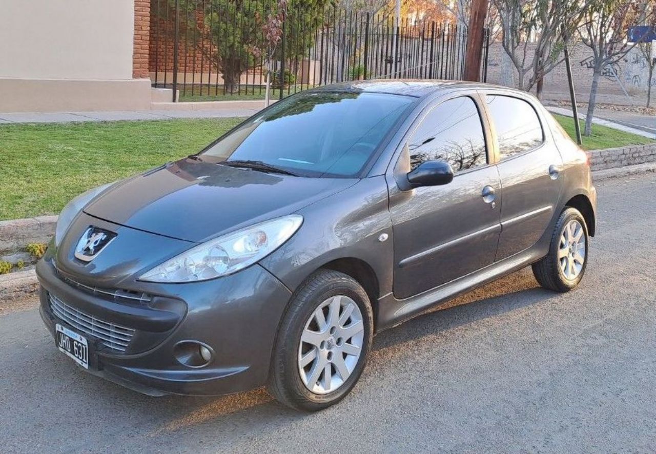 Peugeot 207 Usado en Mendoza, deRuedas