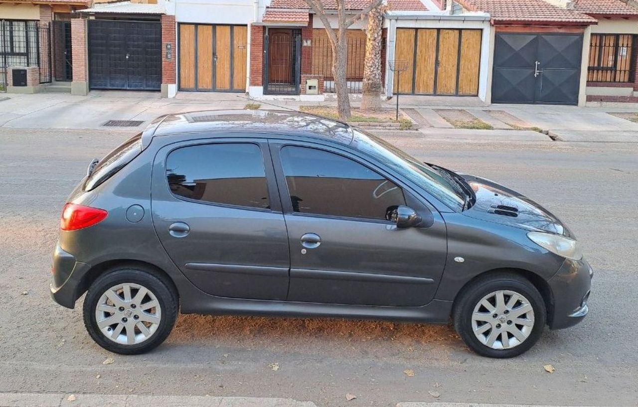 Peugeot 207 Usado en Mendoza, deRuedas