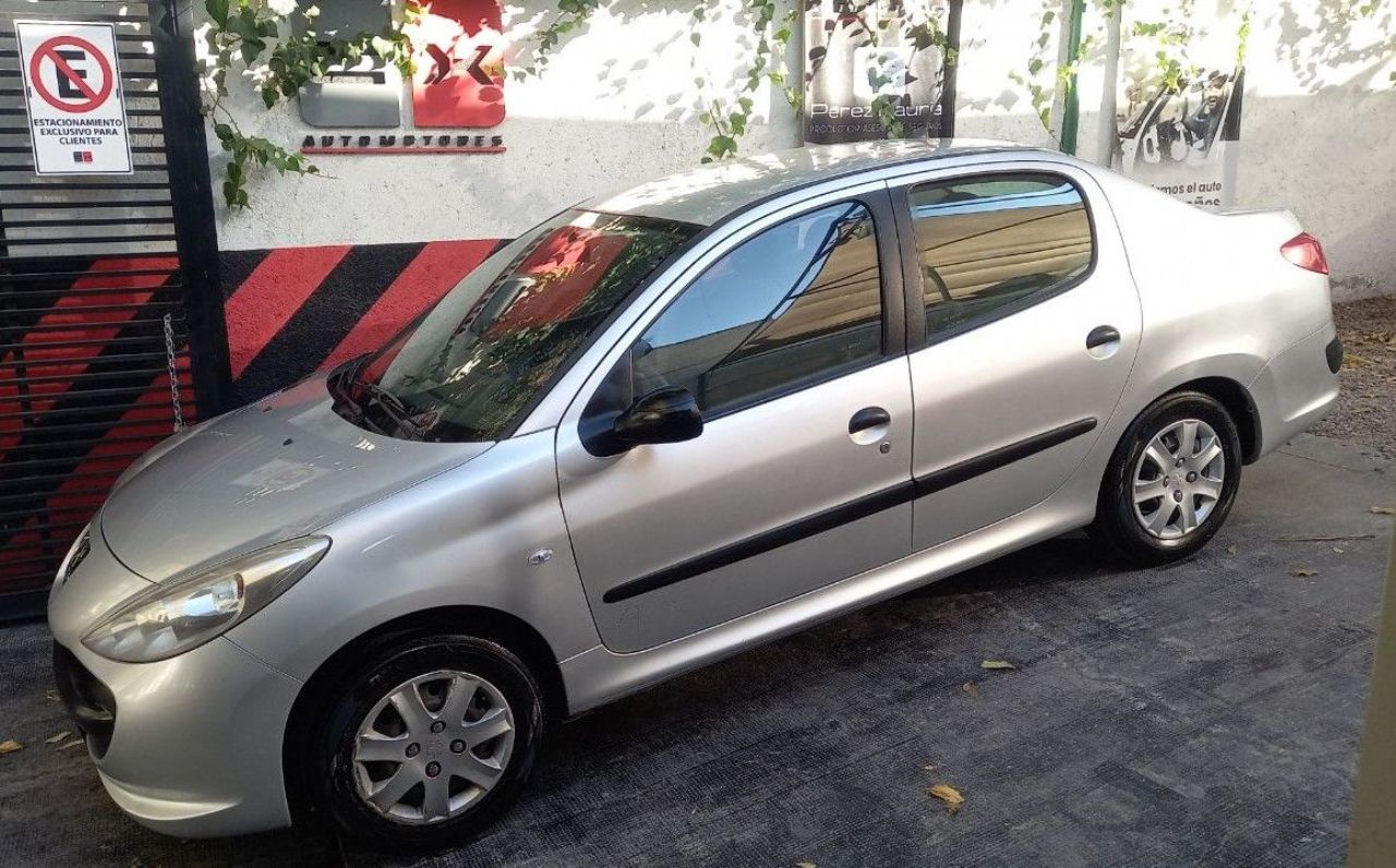 Peugeot 207 Usado en Mendoza, deRuedas