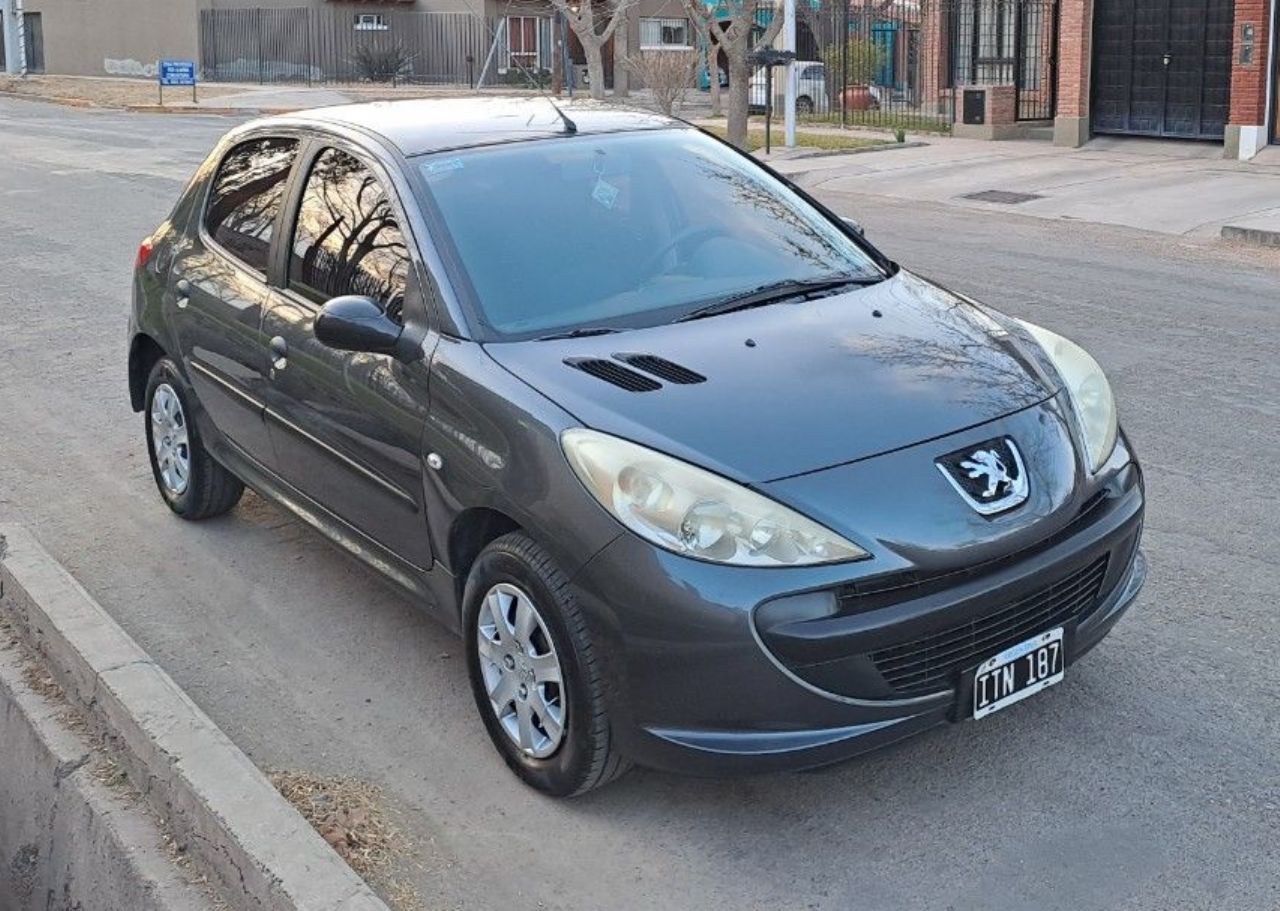 Peugeot 207 Usado en Mendoza, deRuedas
