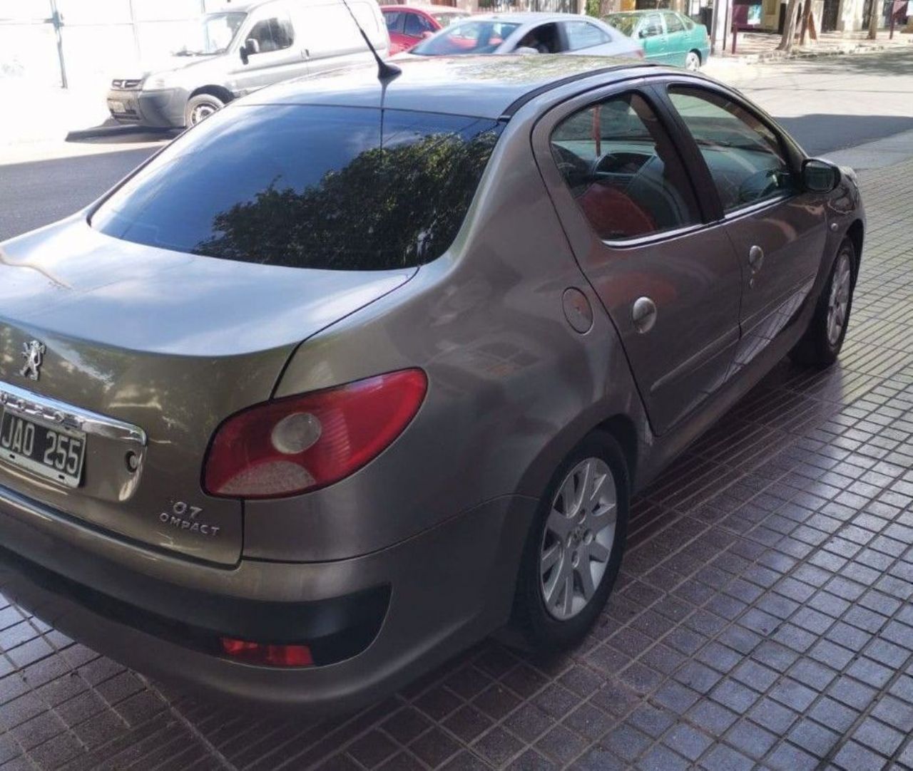 Peugeot 207 Usado en Mendoza, deRuedas