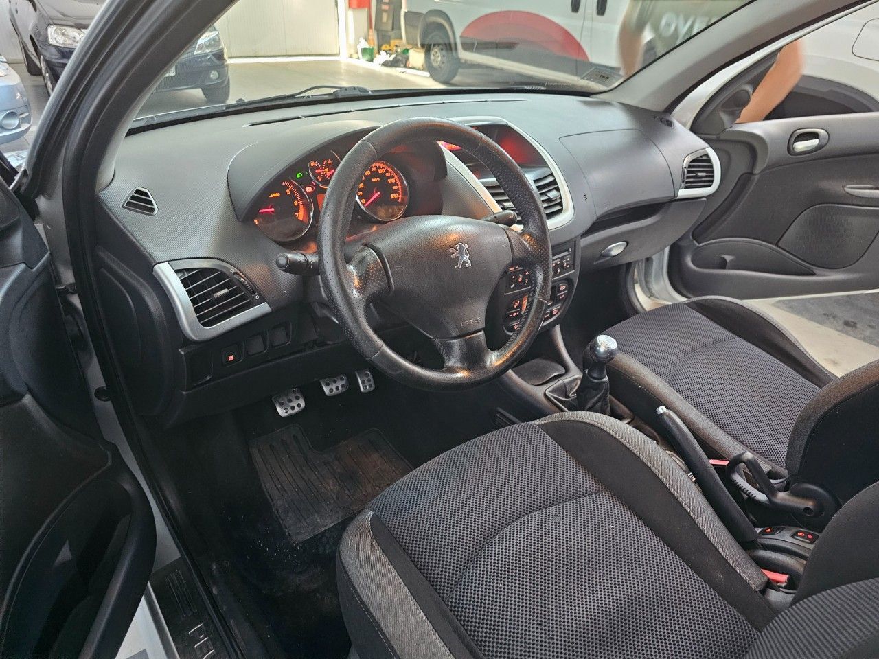 Peugeot 207 Usado en Mendoza, deRuedas