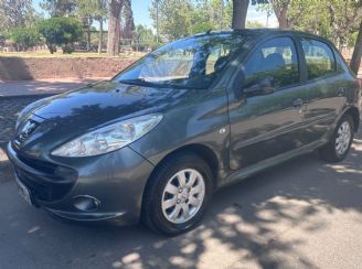 Peugeot 207 Usado en Mendoza Financiado