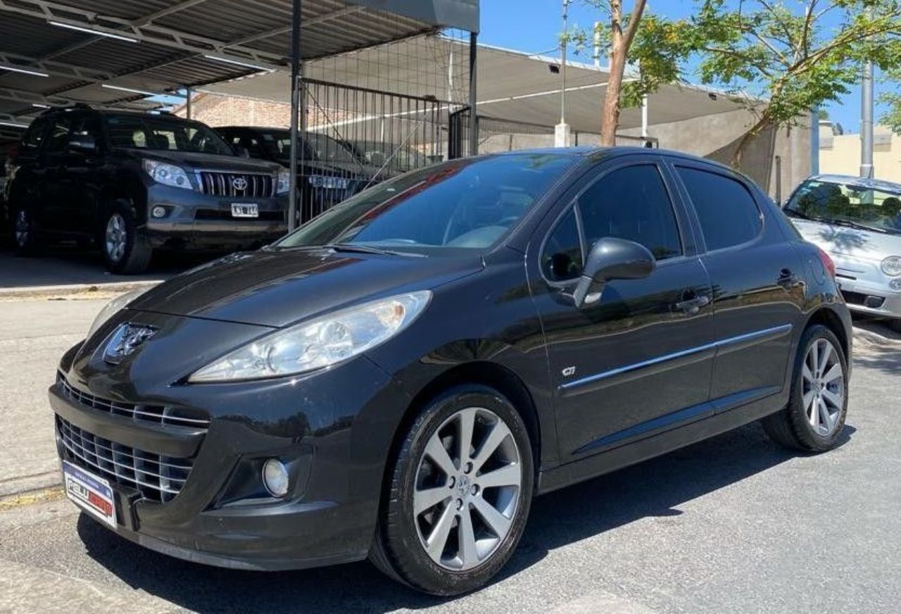 Peugeot 207 Usado en San Juan, deRuedas