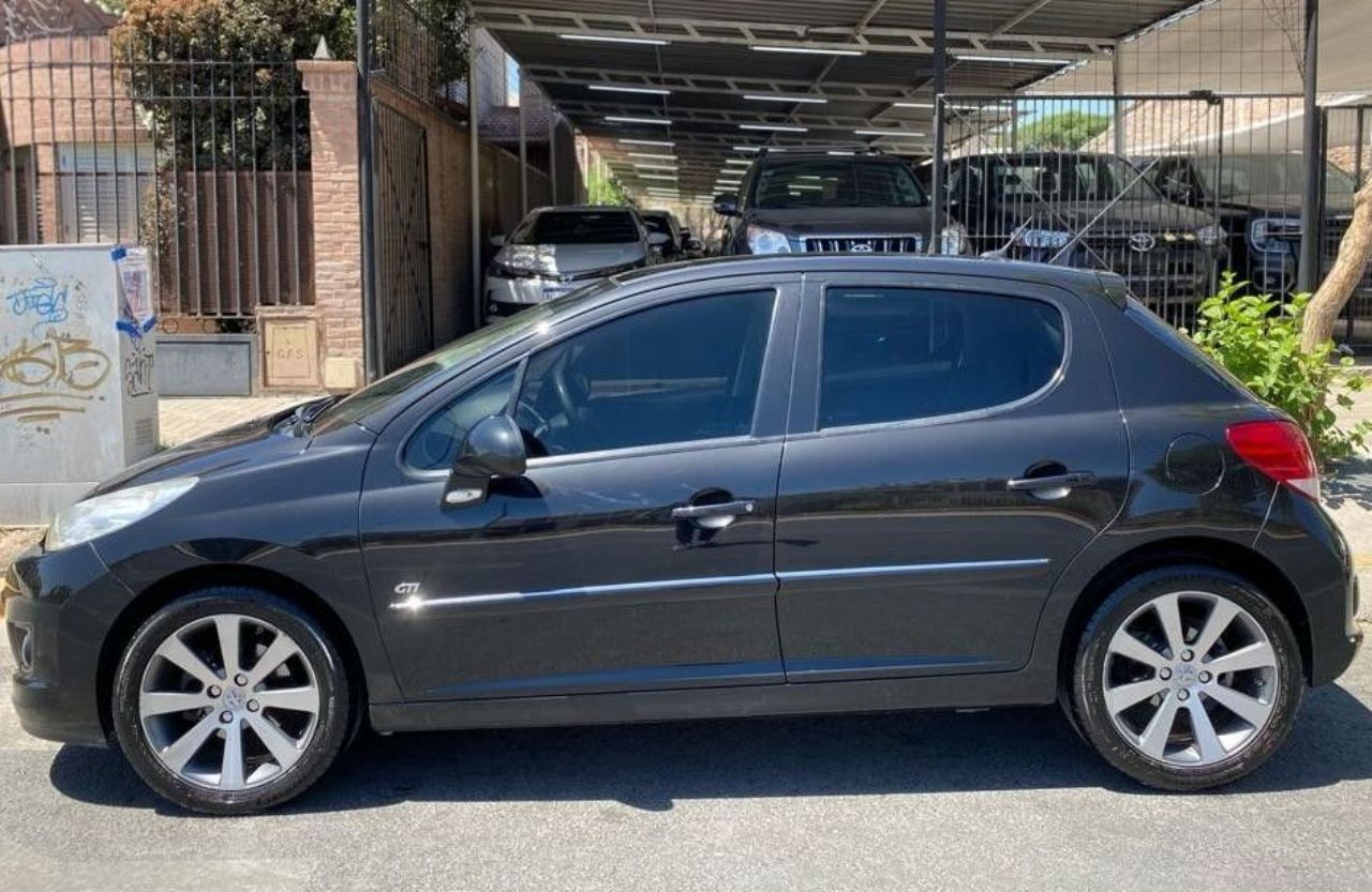 Peugeot 207 Usado en San Juan, deRuedas