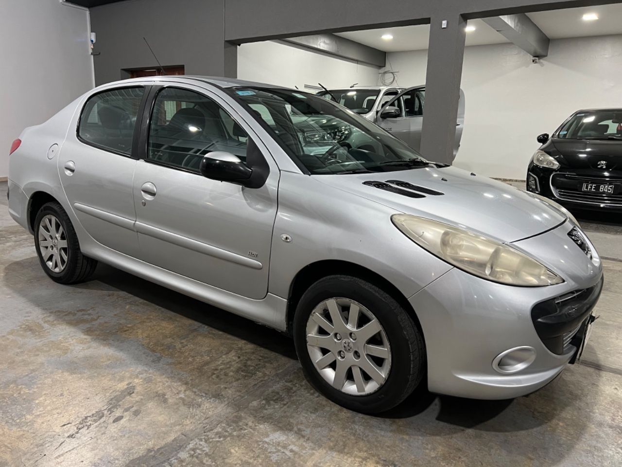 Peugeot 207 Usado Financiado en Mendoza, deRuedas