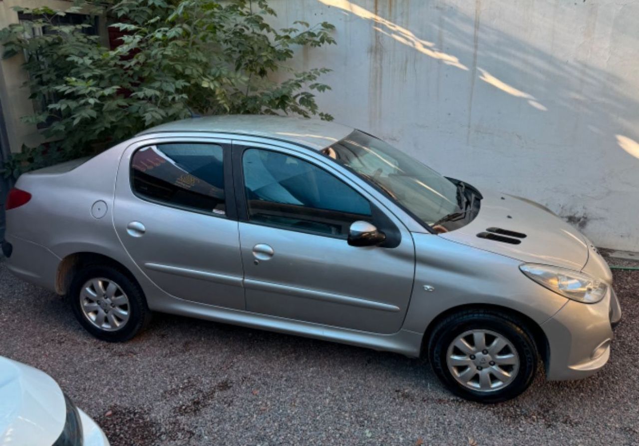 Peugeot 207 Usado en Mendoza, deRuedas