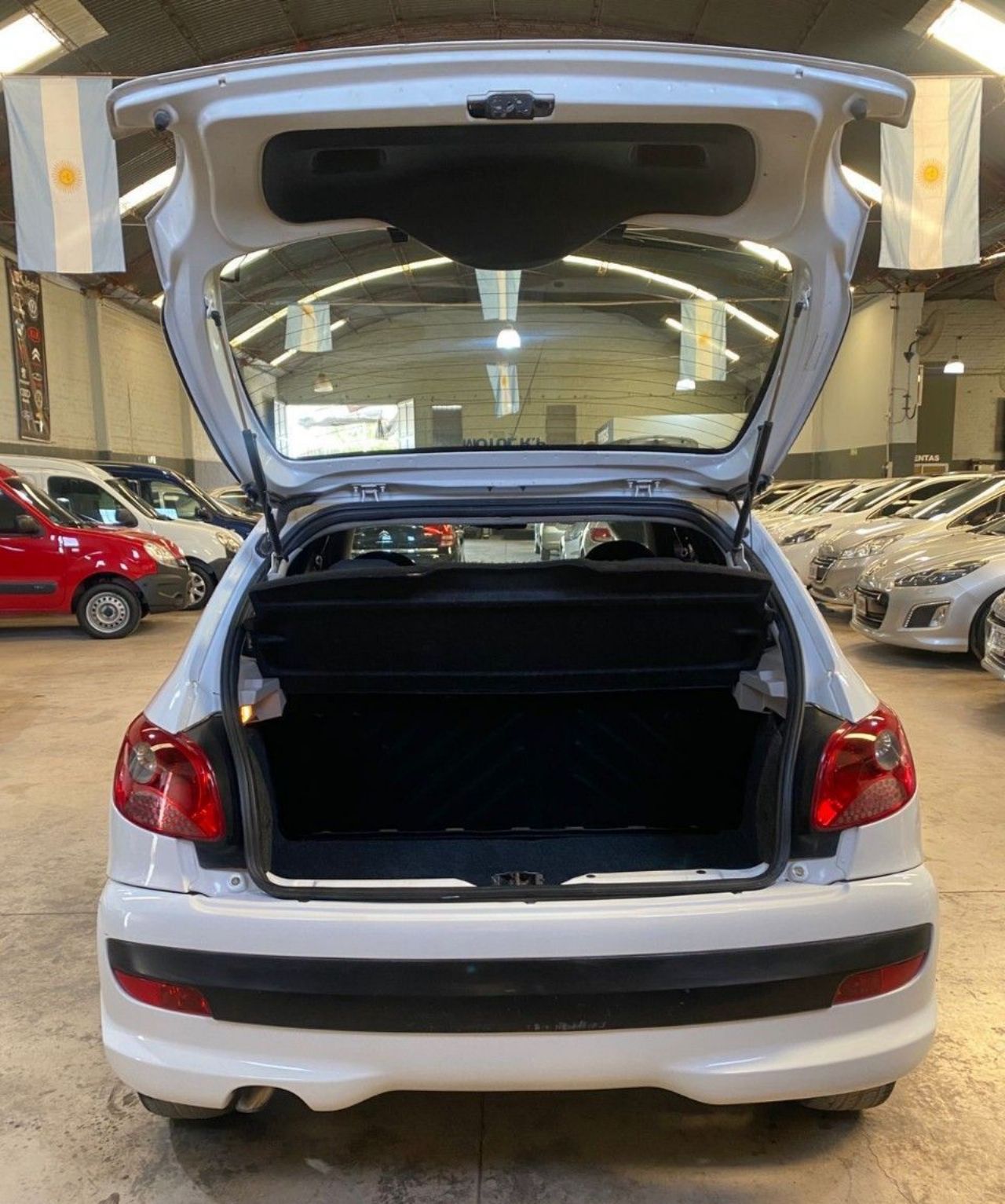 Peugeot 207 Usado en Mendoza, deRuedas