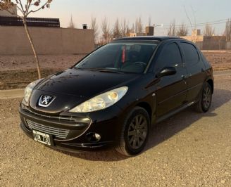 Peugeot 207 Usado en Mendoza Financiado