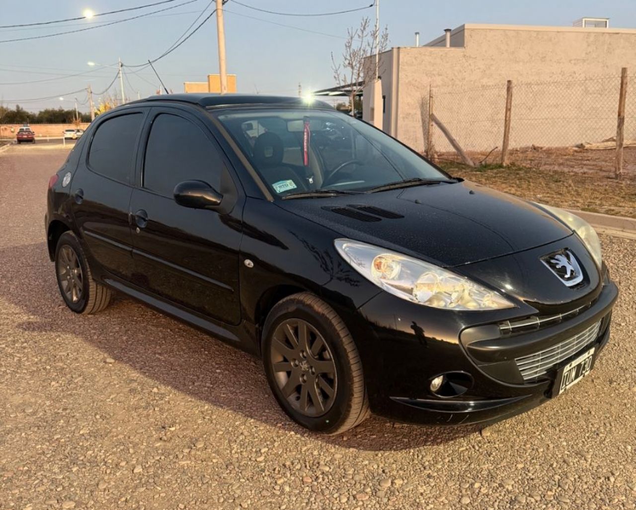 Peugeot 207 Usado Financiado en Mendoza, deRuedas