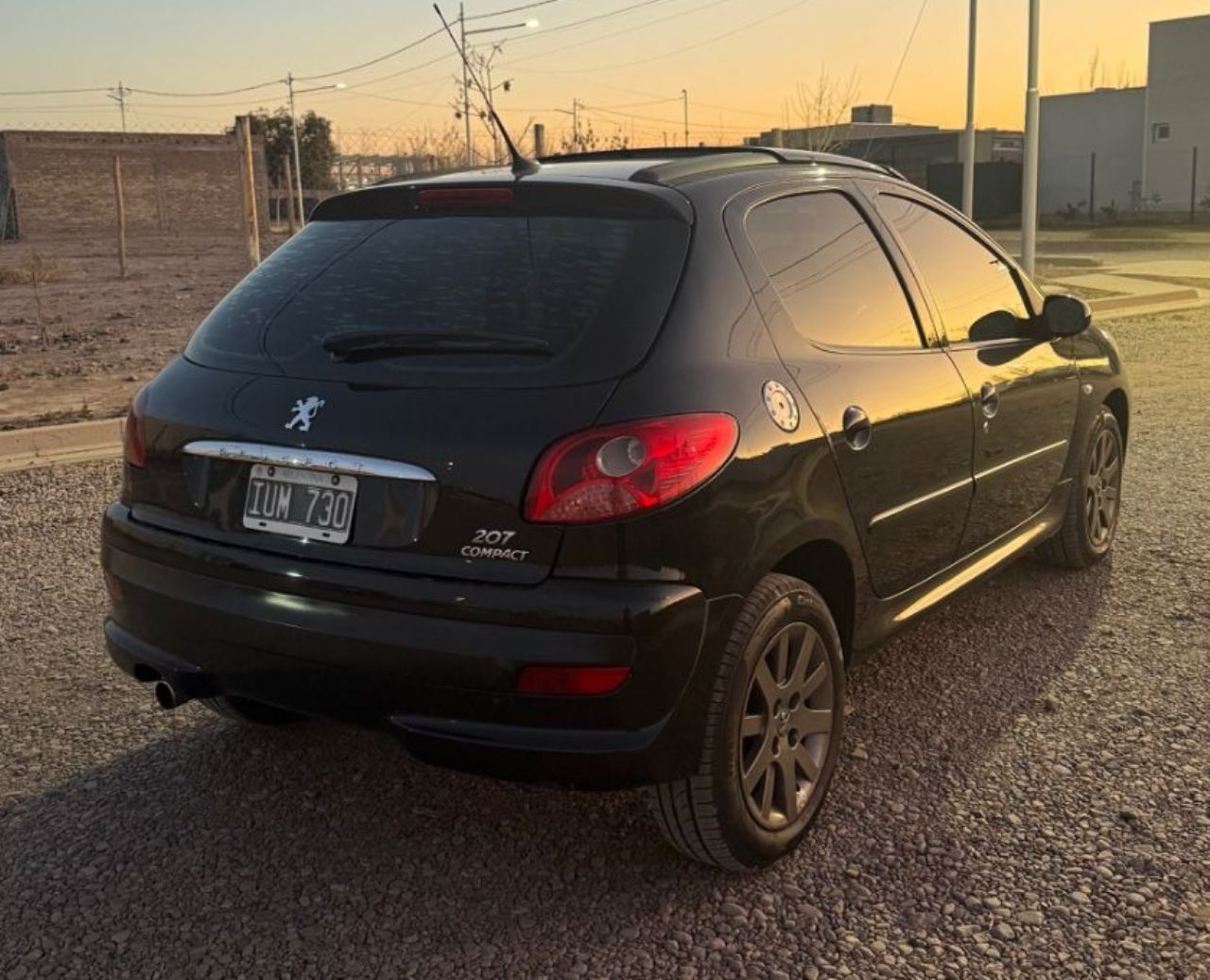 Peugeot 207 Usado Financiado en Mendoza, deRuedas