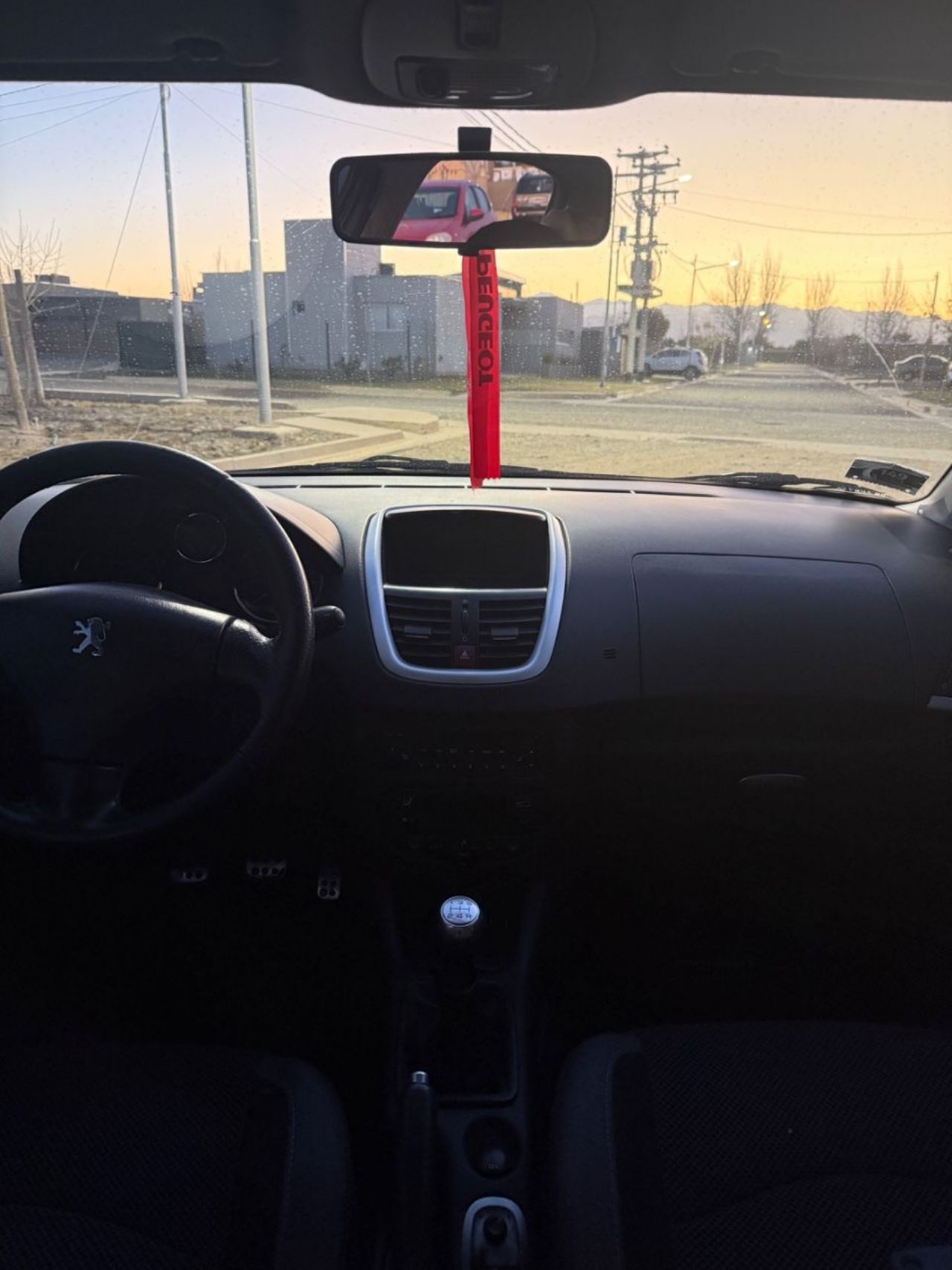 Peugeot 207 Usado Financiado en Mendoza, deRuedas