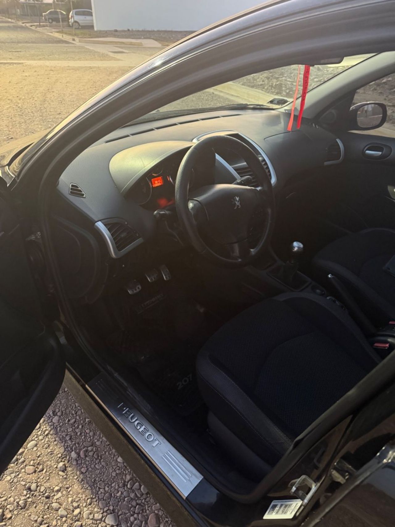 Peugeot 207 Usado Financiado en Mendoza, deRuedas